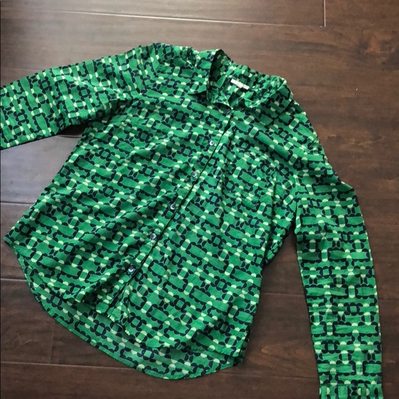 Halogen Green Button Front Top - Picture 4 of 7